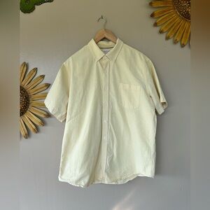 Amazon Essentials Easy Care Button Down Shirt XL Mens Color Yellow Cotton